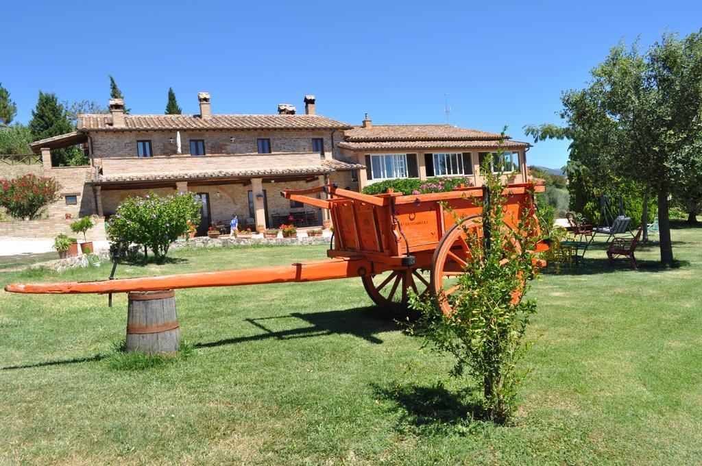 Farm Stay Il Carro Del Colle Collevalenza Exteriér fotografie